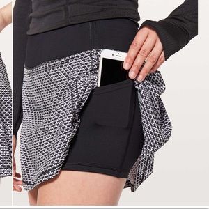 Lululemon Pace Rival Skirt (Tall) *No Panels
Monochromic Black / Black